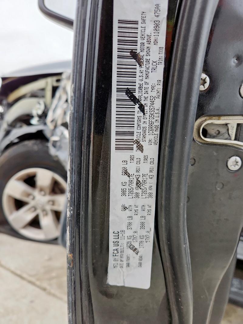 2019 RAM 1500 CLASS 1C6RR6FG5KS574452