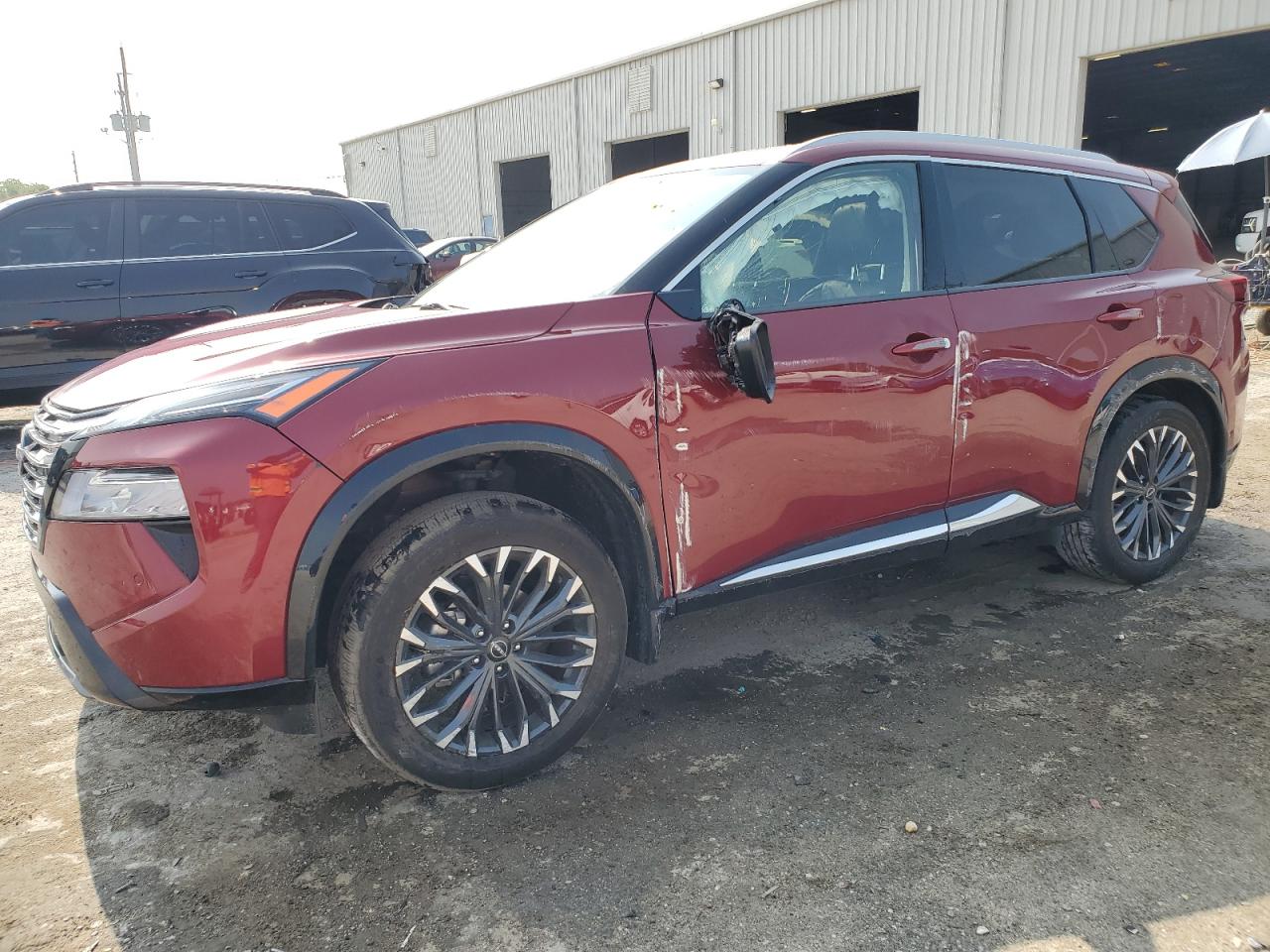 NISSAN ROGUE PLATINUM