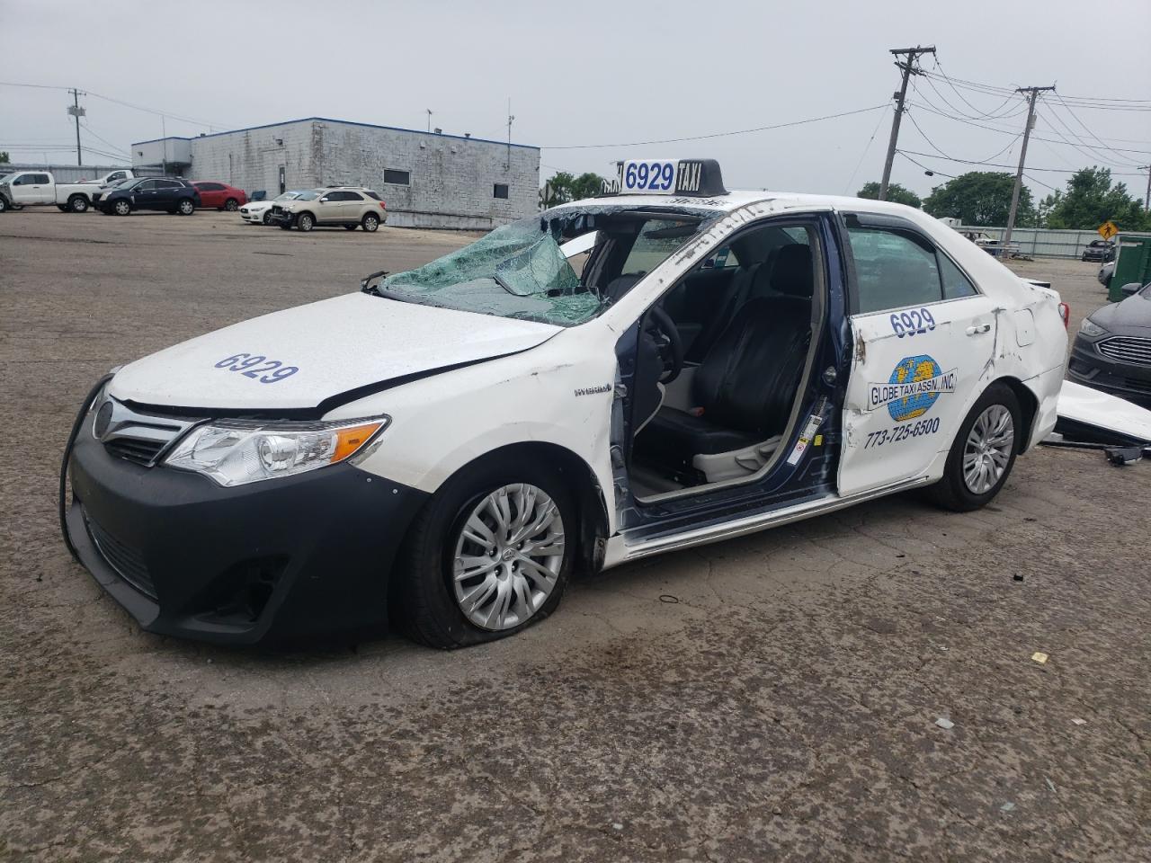 TOYOTA CAMRY HYBRID
