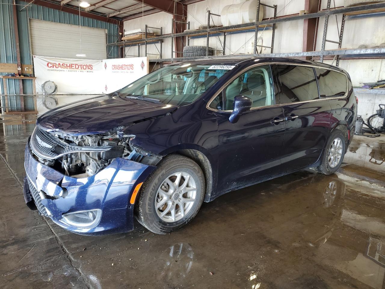 CHRYSLER PACIFICA TOURING