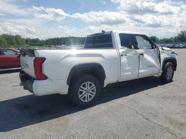 TOYOTA TUNDRA DOU 2022 white  gas 5TFLA5DA6NX005115 photo #4