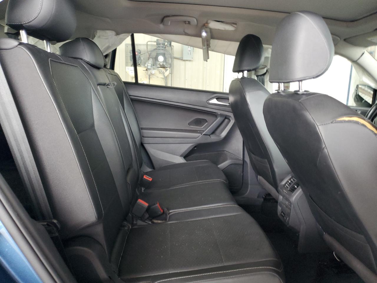 VOLKSWAGEN TIGUAN SE