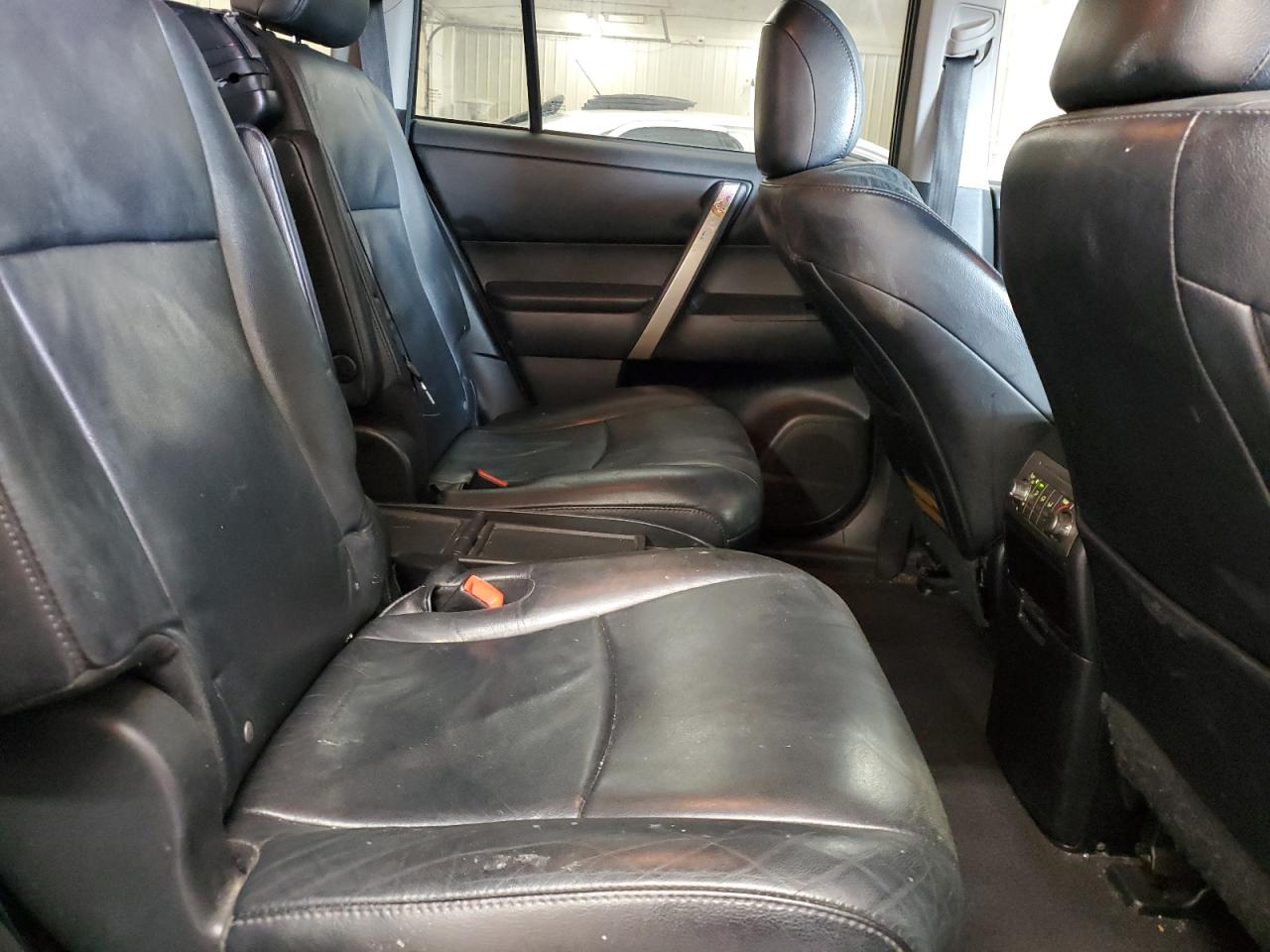 Toyota Highlander 2011
