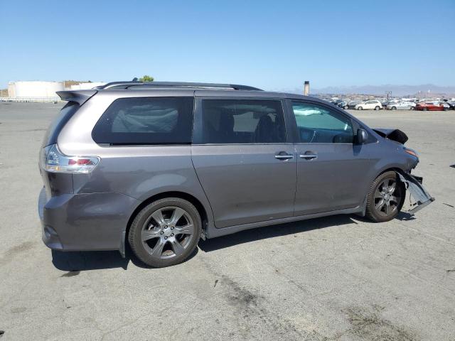 2017 TOYOTA SIENNA SE 5TDXZ3DC8HS840899