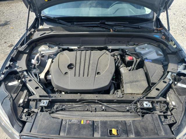 2024 VOLVO XC60 PLUS YV4L12RL8R1757882