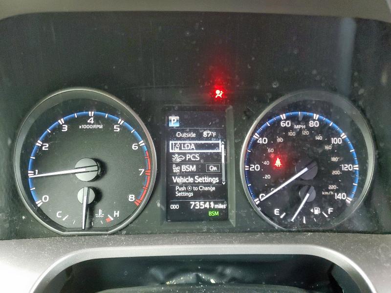 2018 TOYOTA RAV4 ADVEN JTMWFREV7JJ152449