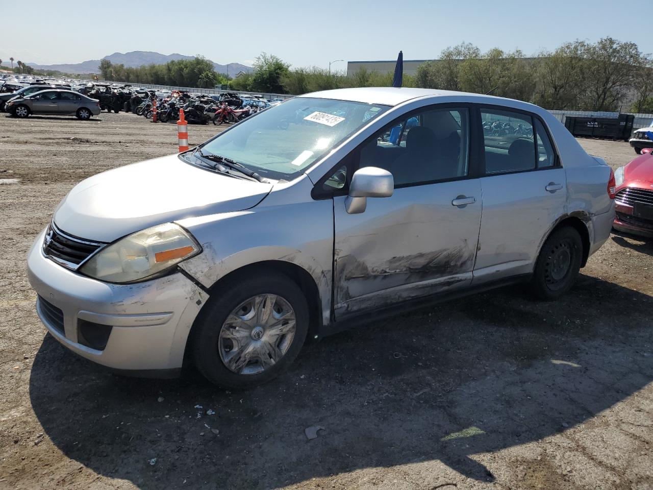 NISSAN VERSA S