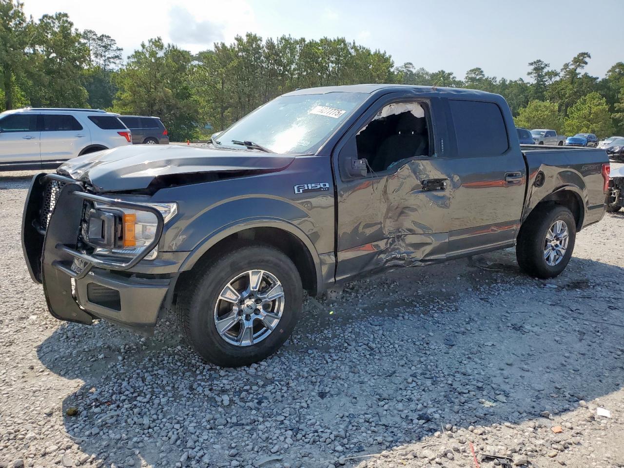 FORD F-150 SUPERCREW