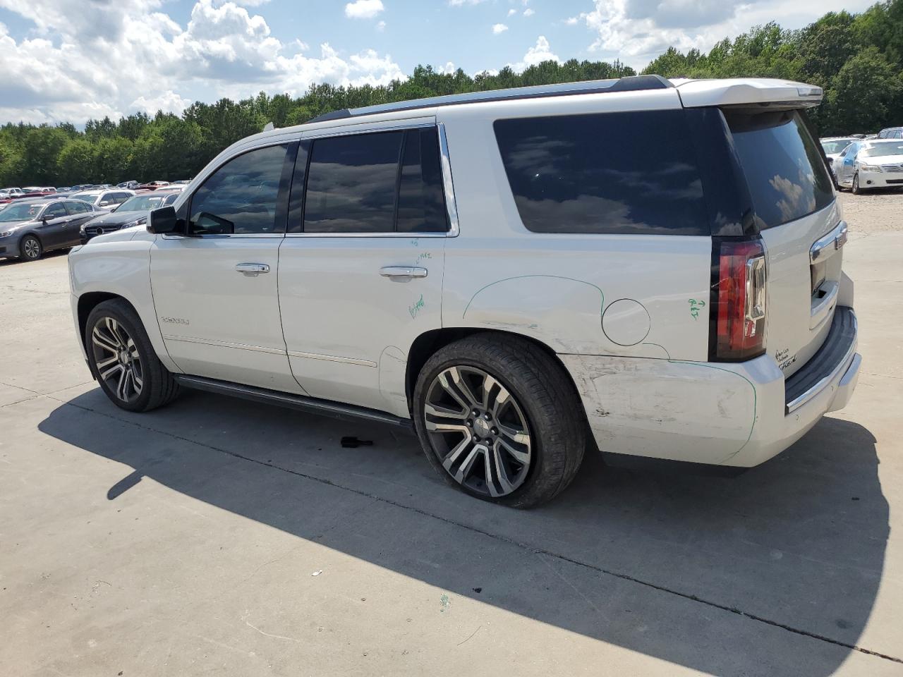 GMC YUKON DENALI