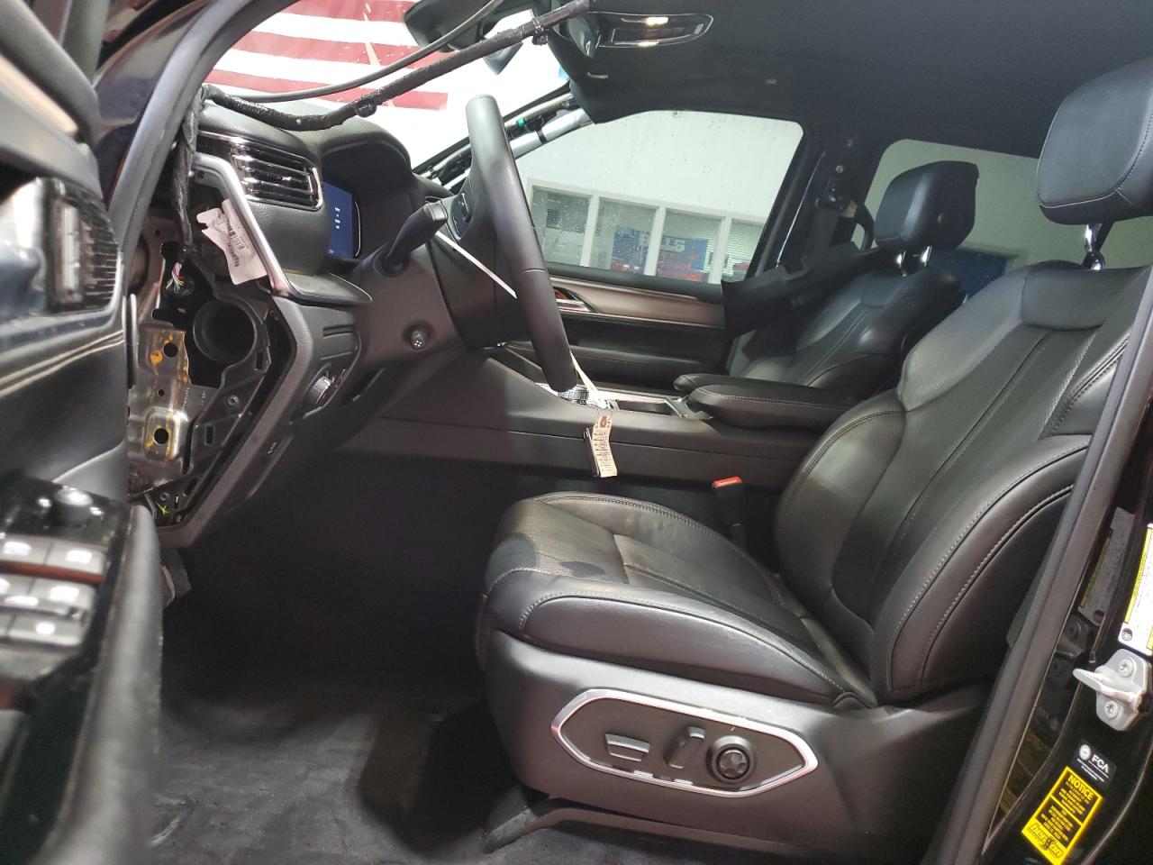 JEEP WAGONEER SERIES II