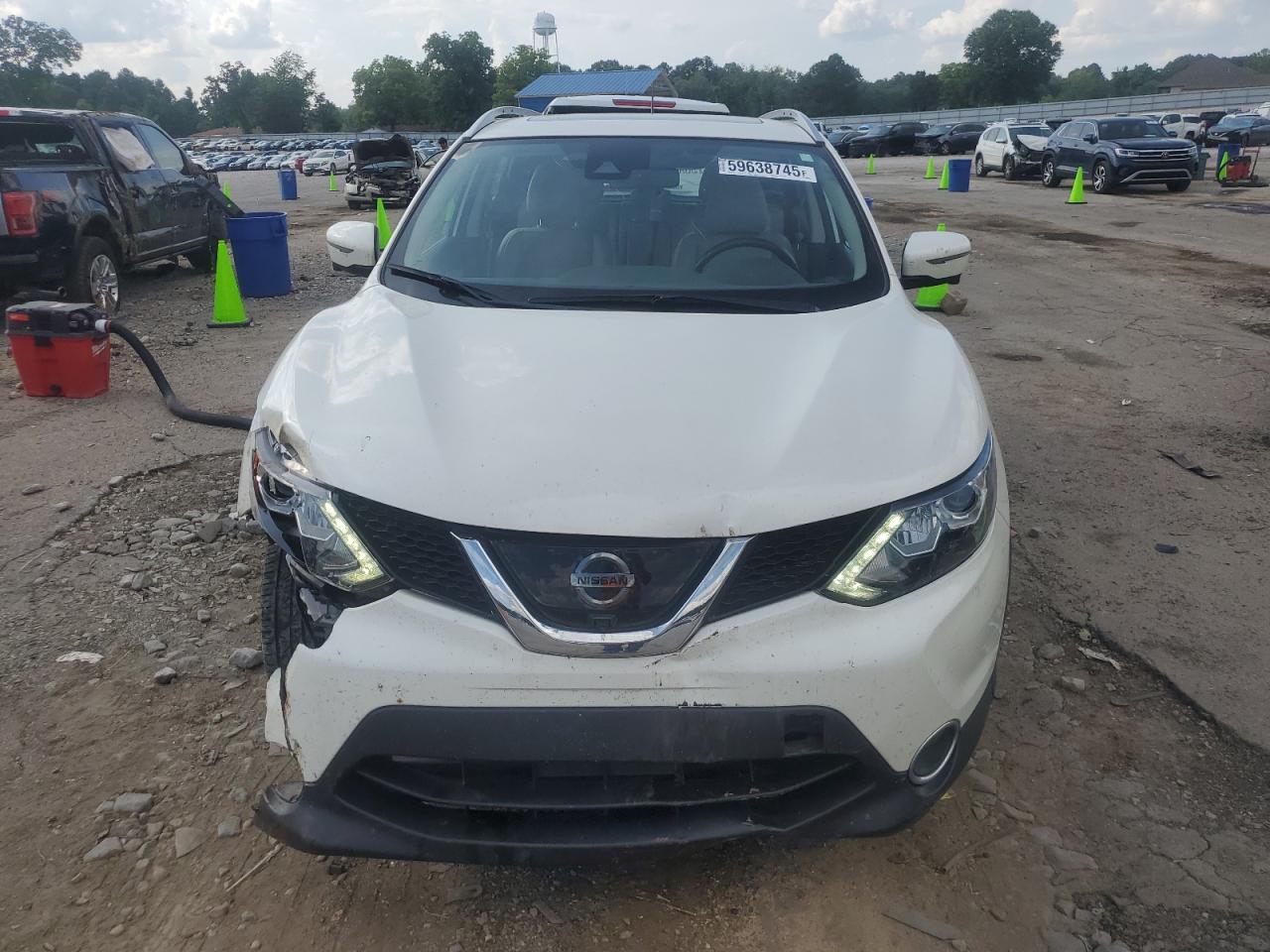 NISSAN ROGUE SPORT S