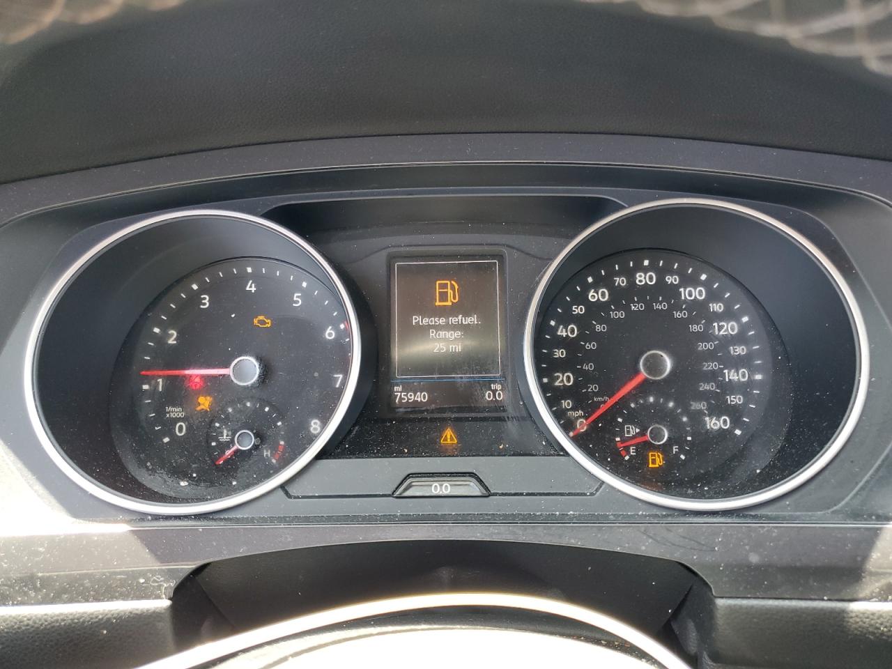 VOLKSWAGEN TIGUAN SE