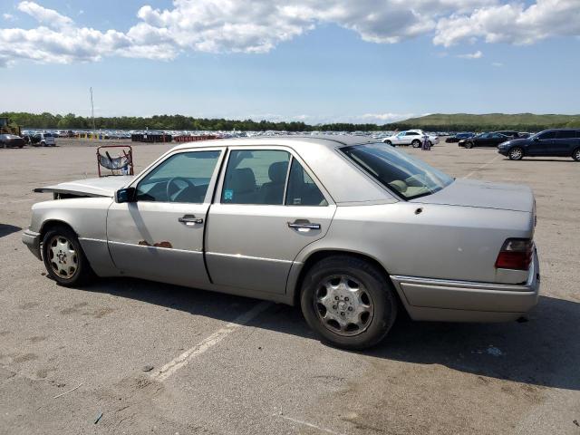Vin: wdbeb31e6sc207326, lot: 59002705, mercedes-benz e-class 300d 19952
