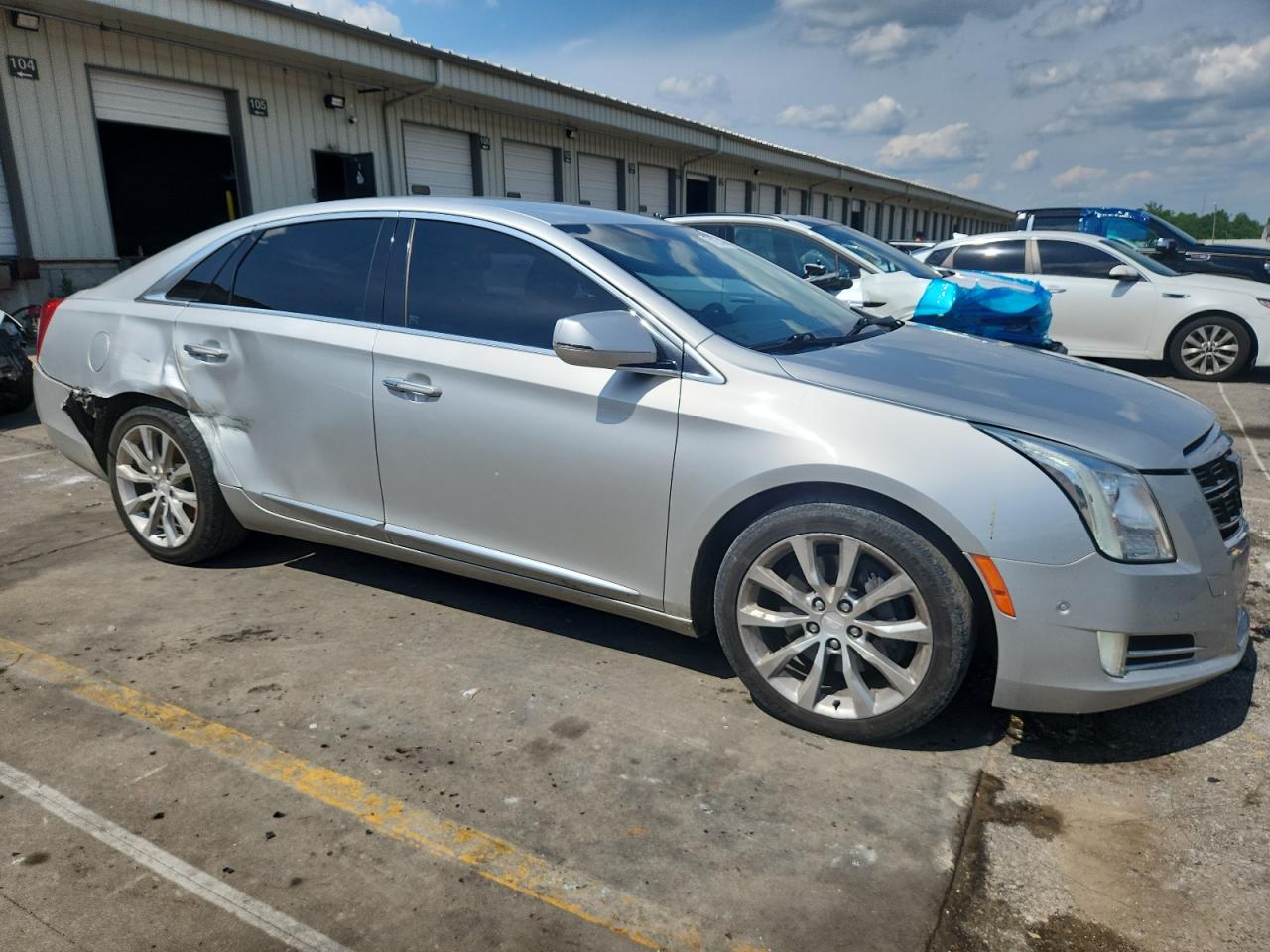 CADILLAC XTS LUXURY