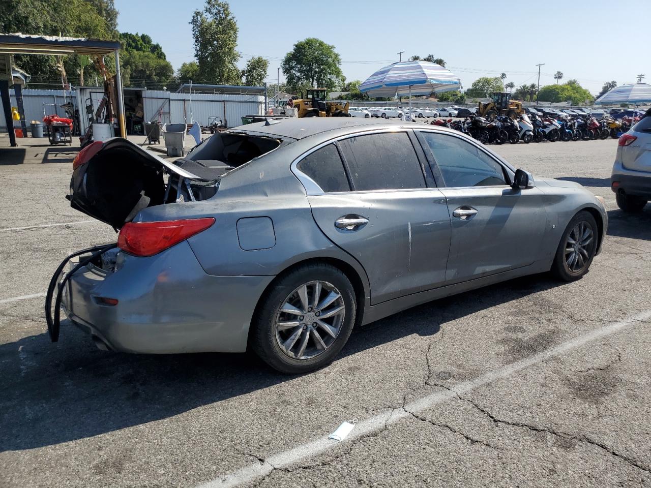 INFINITI Q50 2015