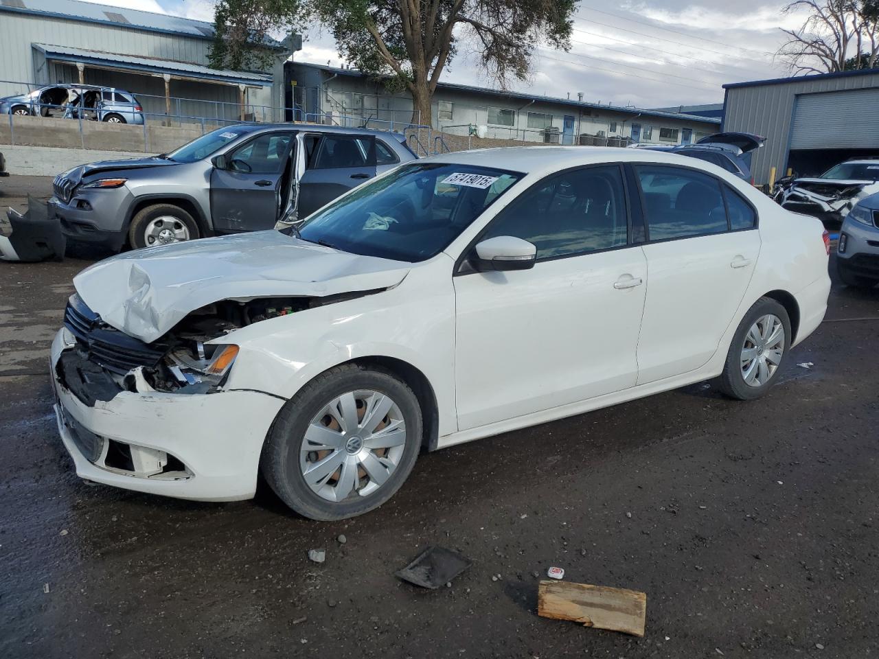 VOLKSWAGEN JETTA SE