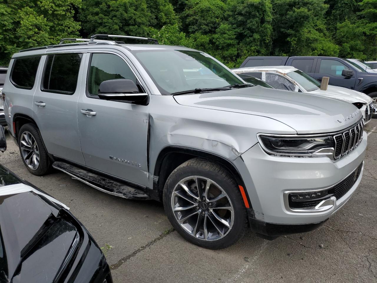 JEEP WAGONEER SERIES II