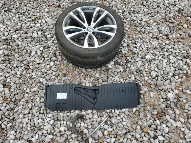2015 BMW X5 XDRIVE5 5UXKR6C54F0J75559