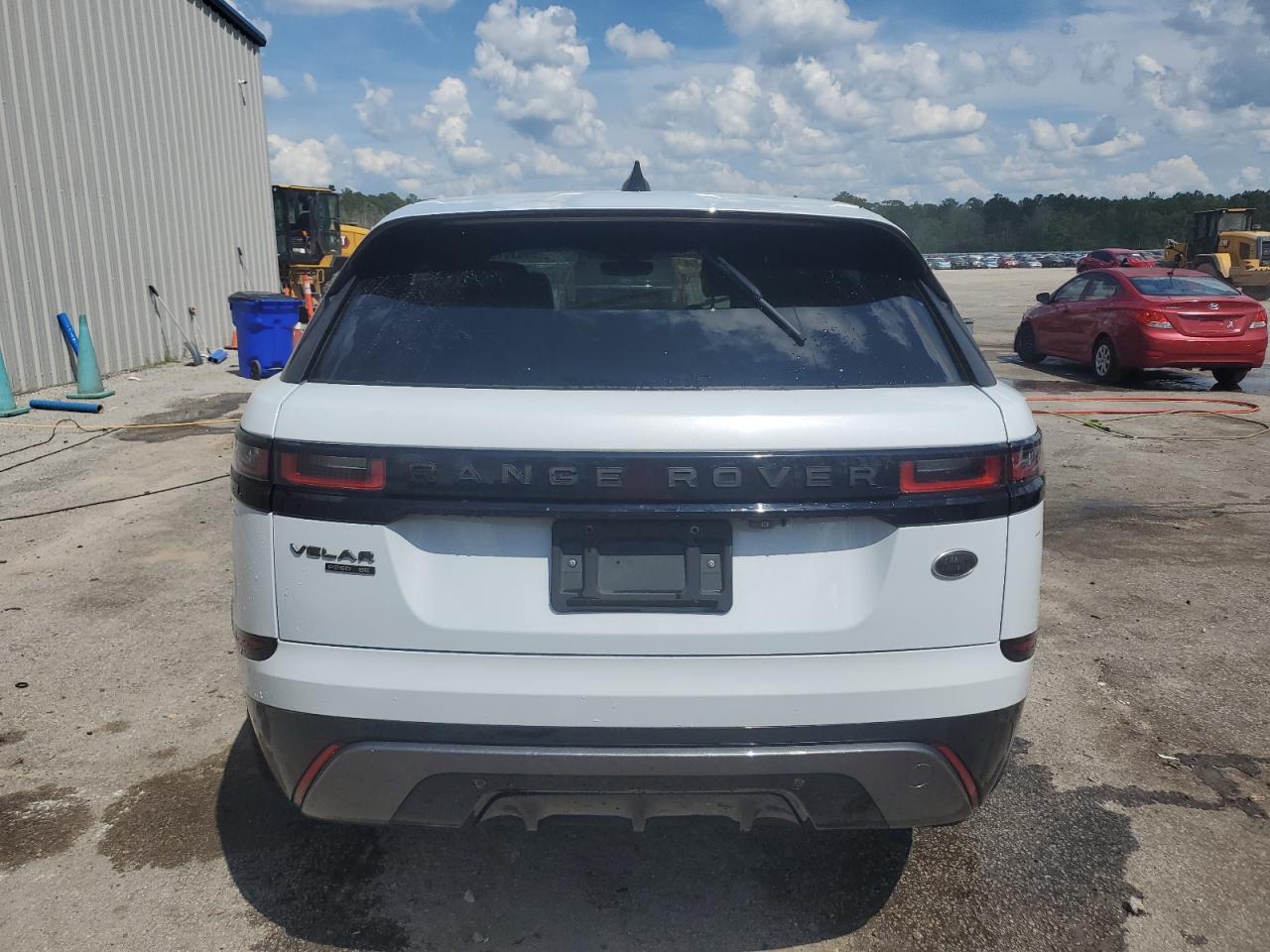 LAND ROVER RANGE ROVER R-DYNAMIC SE