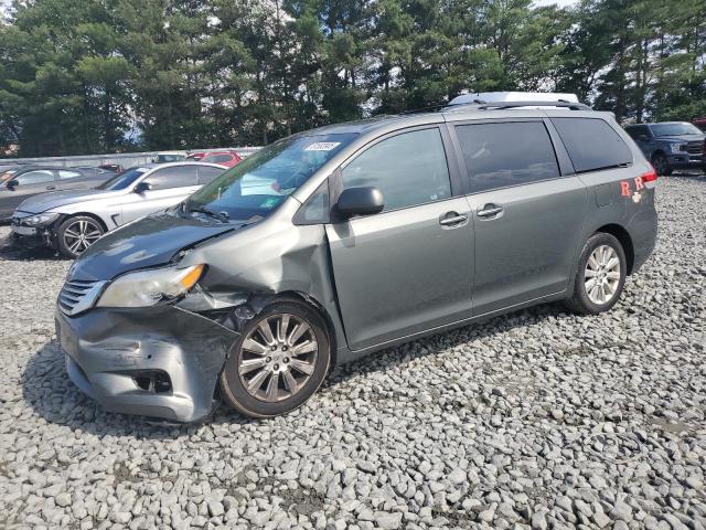 TOYOTA SIENNA XLE