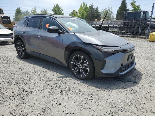 2024 TOYOTA BZ4X XLE JTMABACA5RA056032