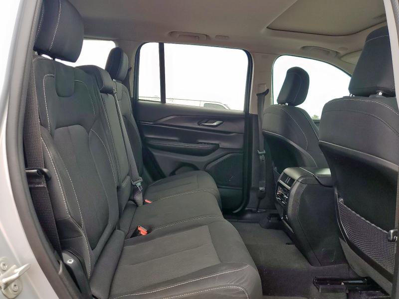 2023 JEEP GRAND CHEROKEE LAREDO 1C4RJGAG0P8911109