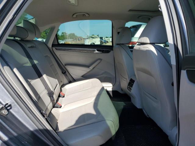 2016 VOLKSWAGEN PASSAT SE - 1VWBS7A33GC036419
