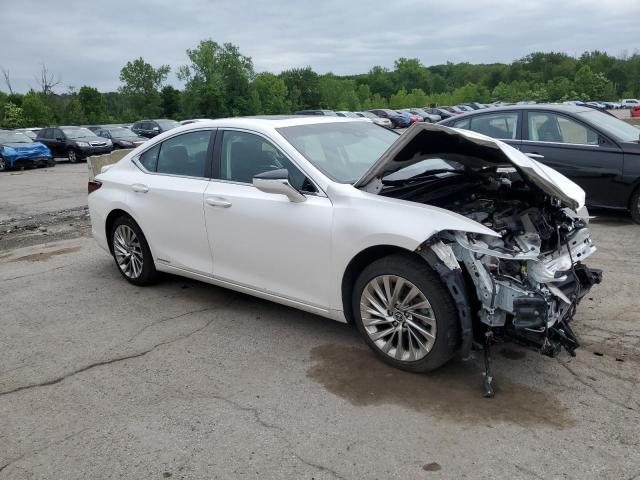 Vin: 58ae21b17lu011820, lot: 60638095, lexus es300 300h luxury 20204