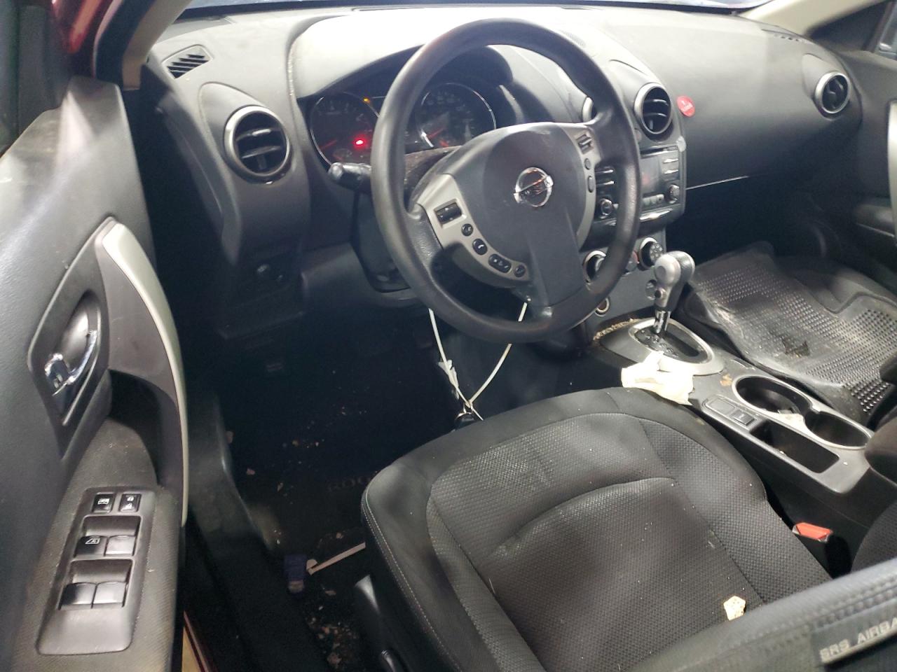 Nissan Rogue s 2013