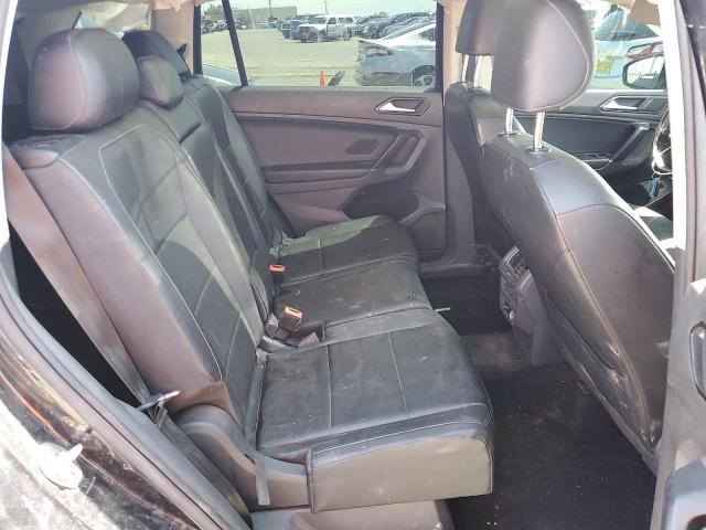 2018 VOLKSWAGEN TIGUAN SE - 3VV3B7AX3JM005057