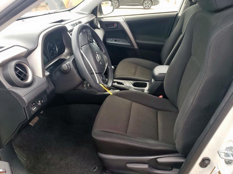 2018 TOYOTA RAV4 LE - JTMZFREV6JJ208653