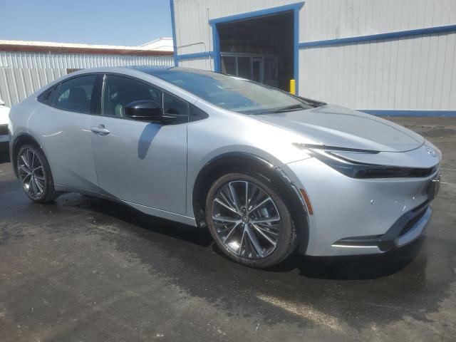 Vin: jtdacaau5r3035194, lot: 62870245, toyota prius le 20244
