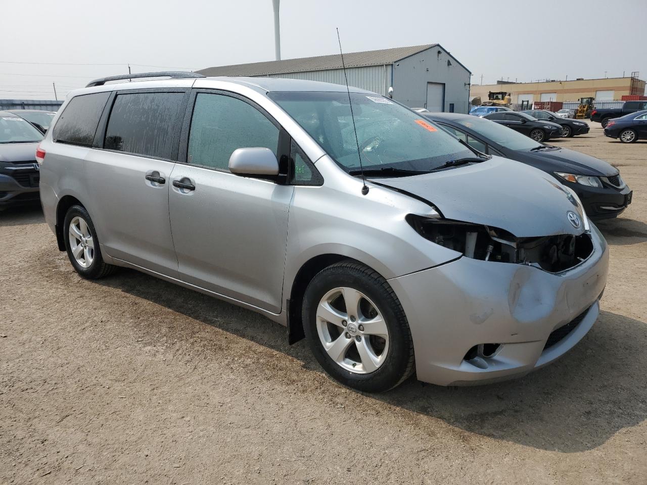 Toyota Sienna 2014