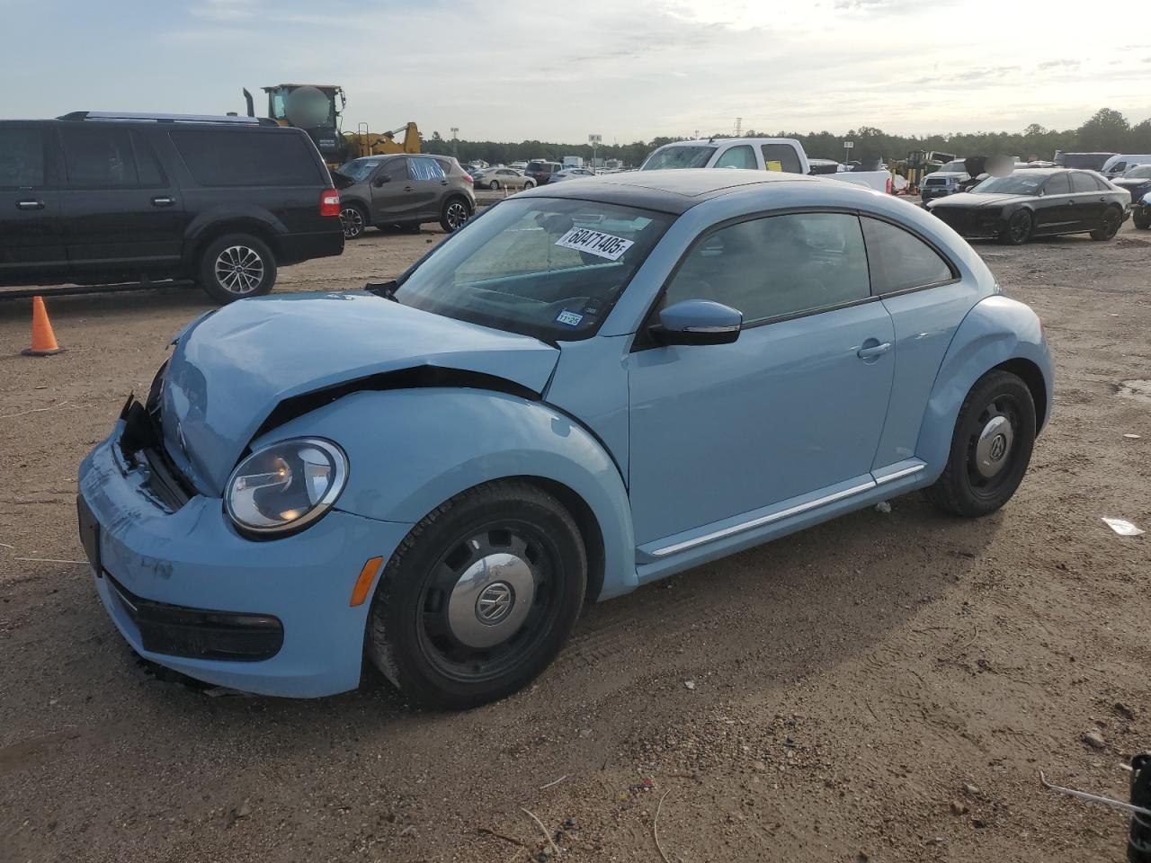 VOLKSWAGEN BEETLE