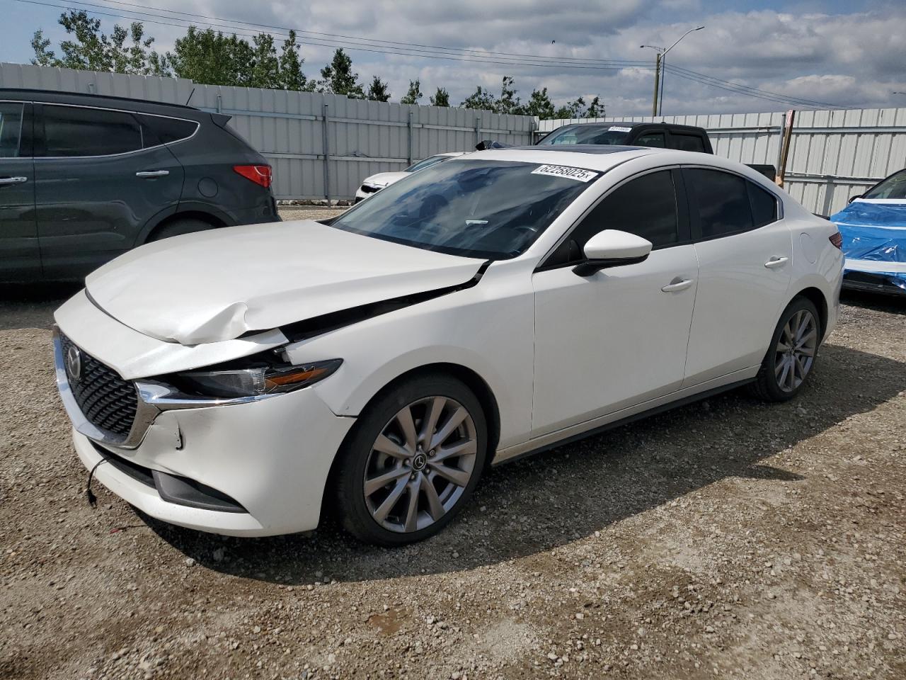 MAZDA 3 PREFERRED