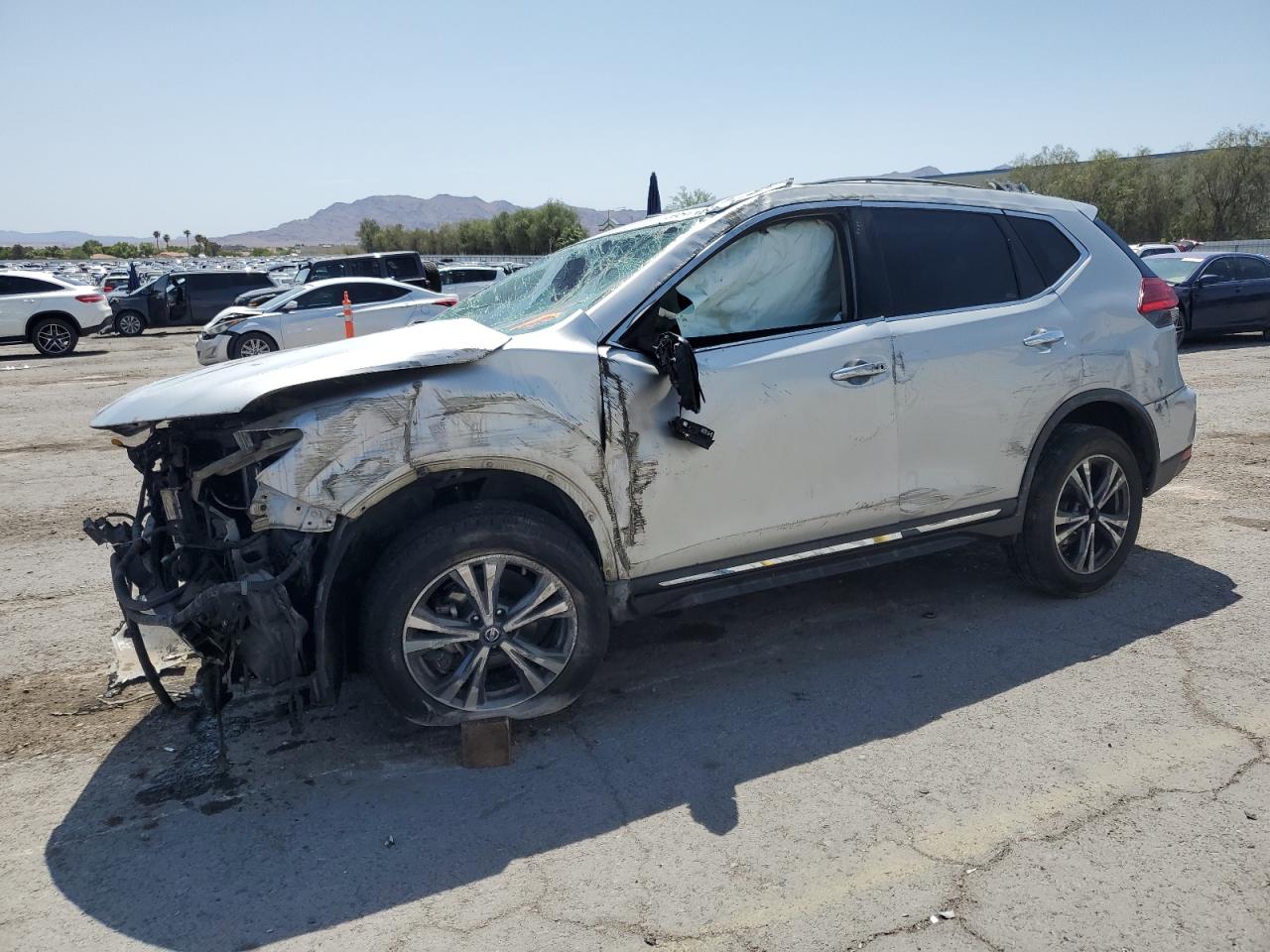 NISSAN ROGUE SV
