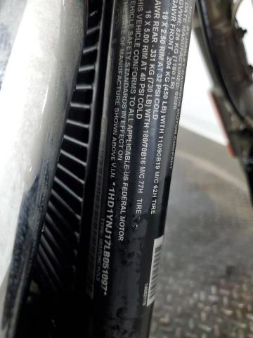 2020 HARLEY-DAVIDSON FXLR - 1HD1YNJ17LB051097