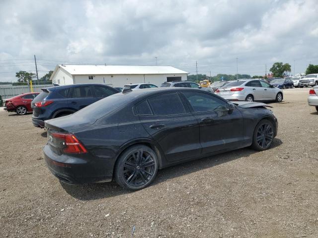2022 VOLVO S60 B5 MOM 7JRL12TC7NG192559