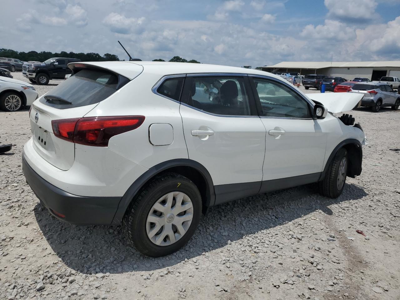 NISSAN ROGUE SPORT S