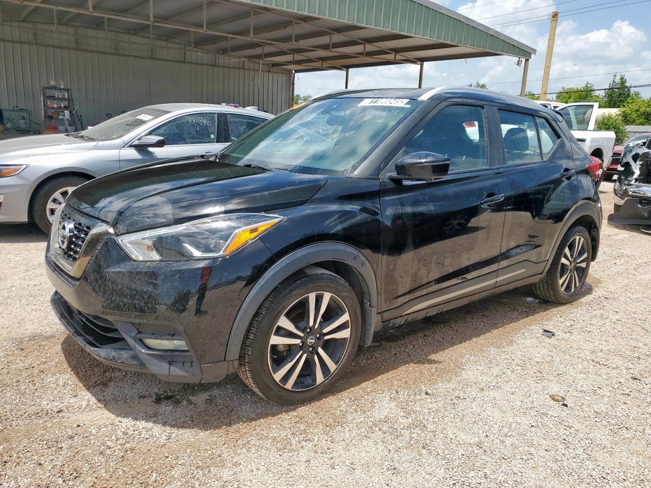 NISSAN KICKS SR