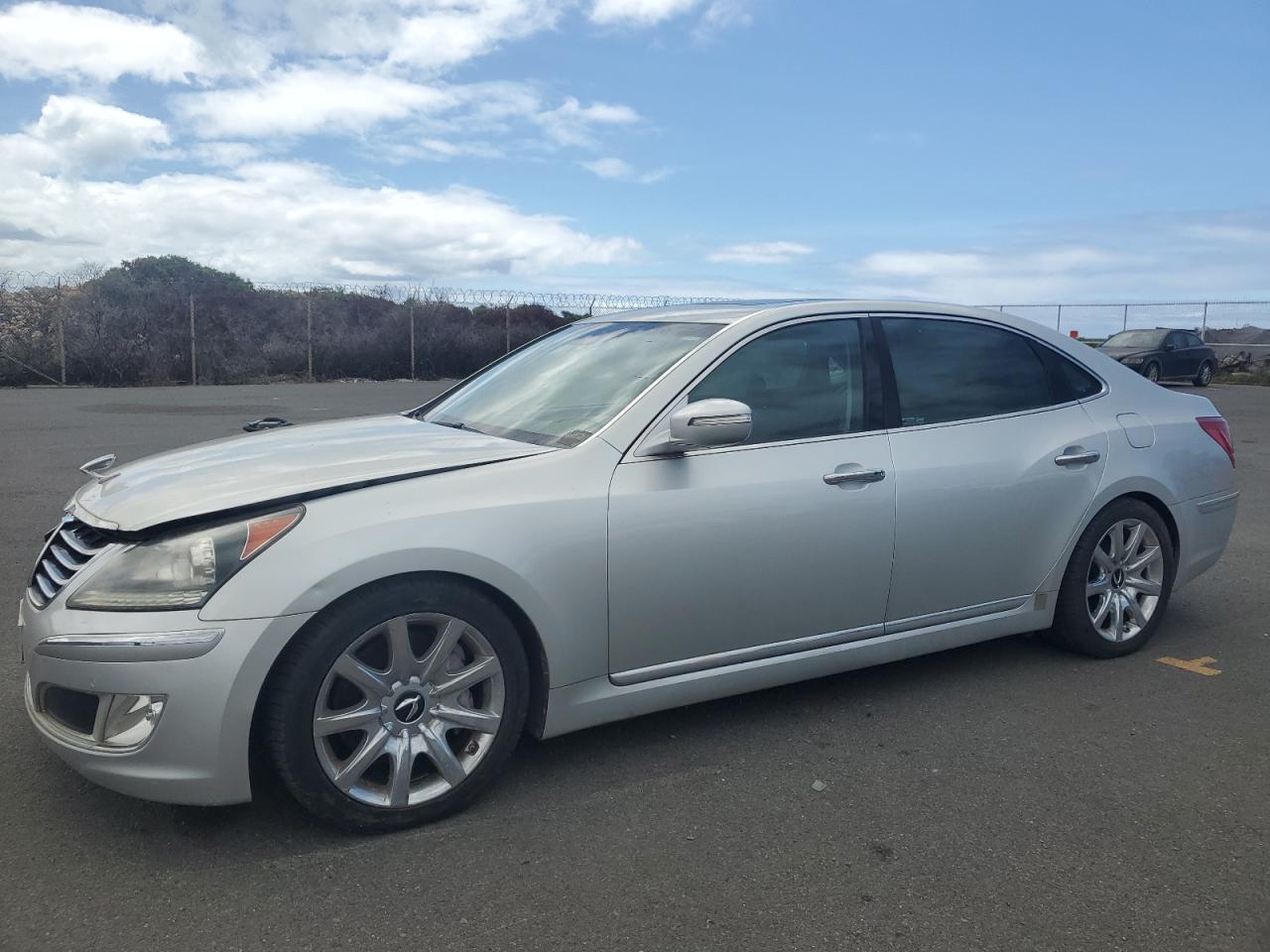 HYUNDAI EQUUS SIGNATURE