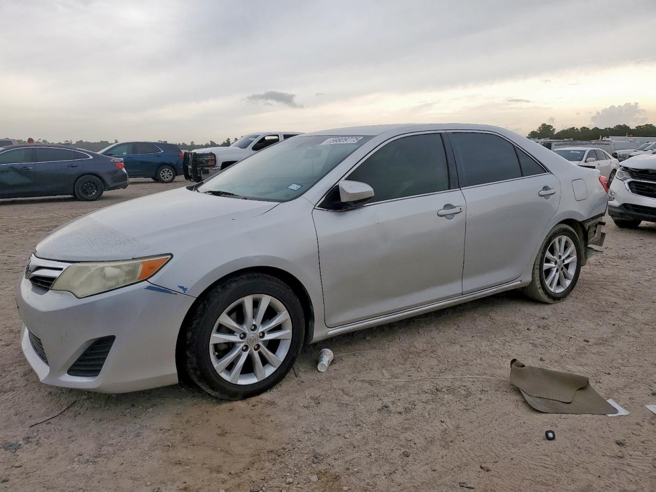 TOYOTA CAMRY L