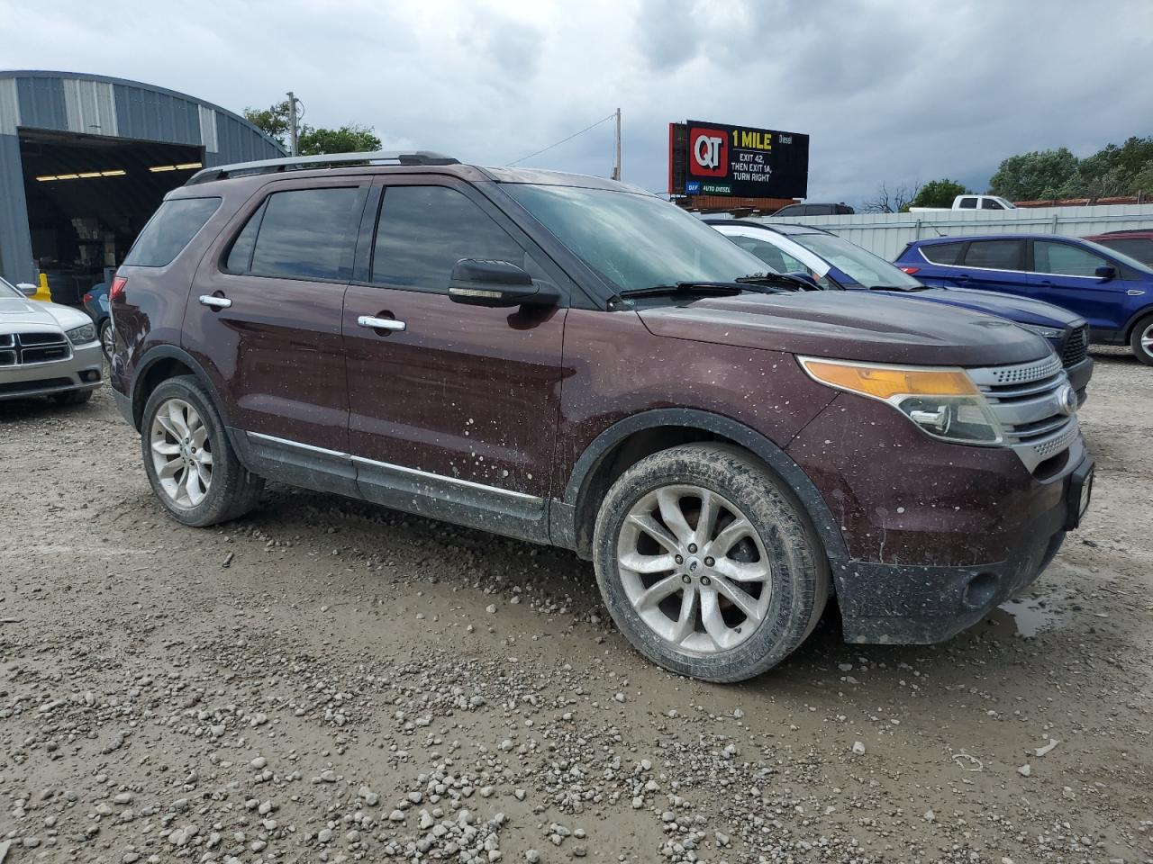 FORD EXPLORER XLT