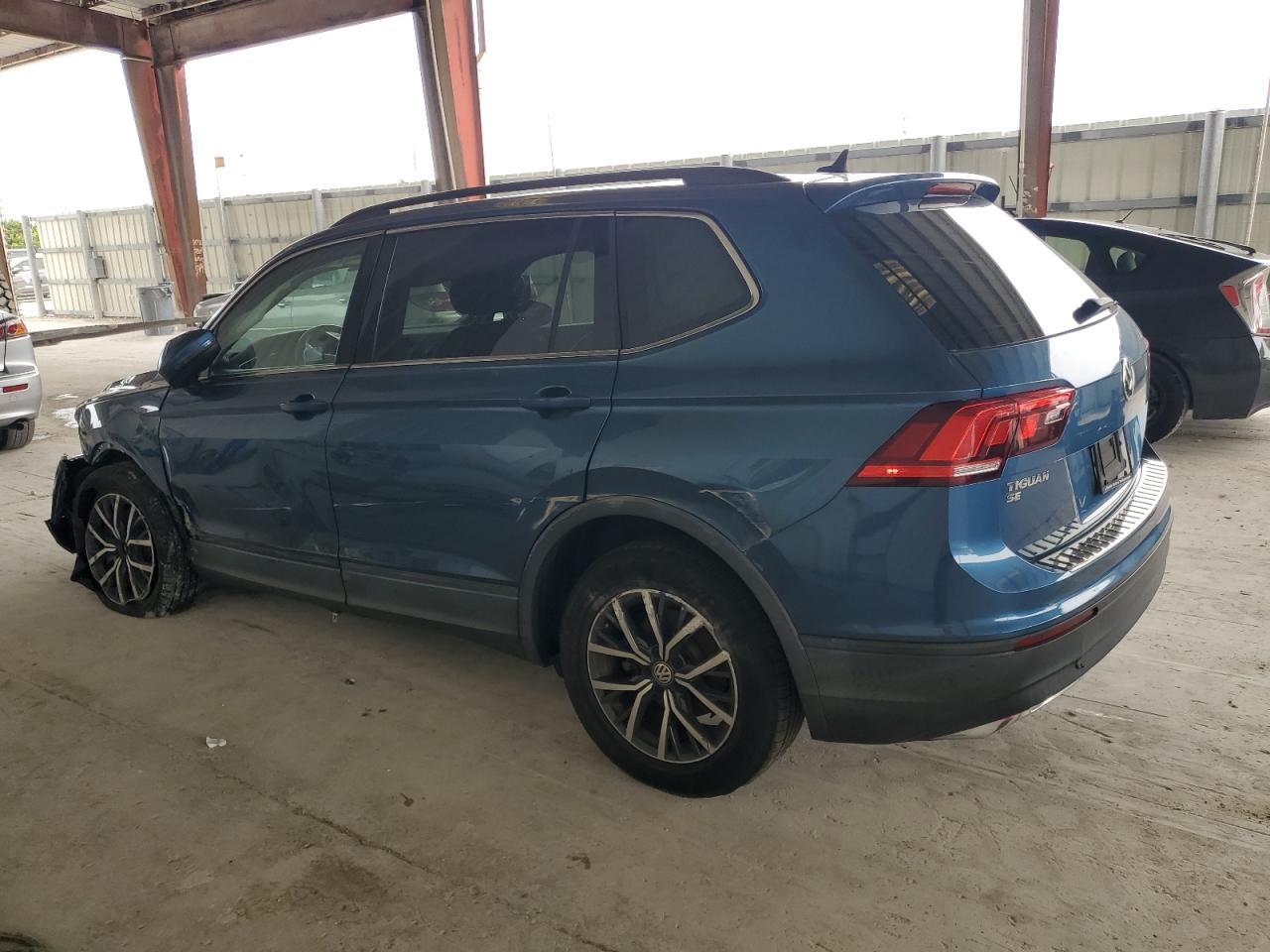 VOLKSWAGEN TIGUAN SE