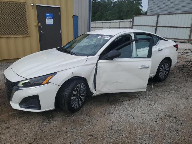 NISSAN ALTIMA SV