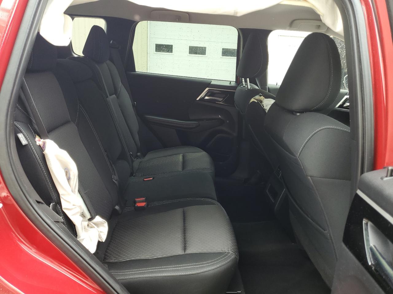 MITSUBISHI OUTLANDER ES