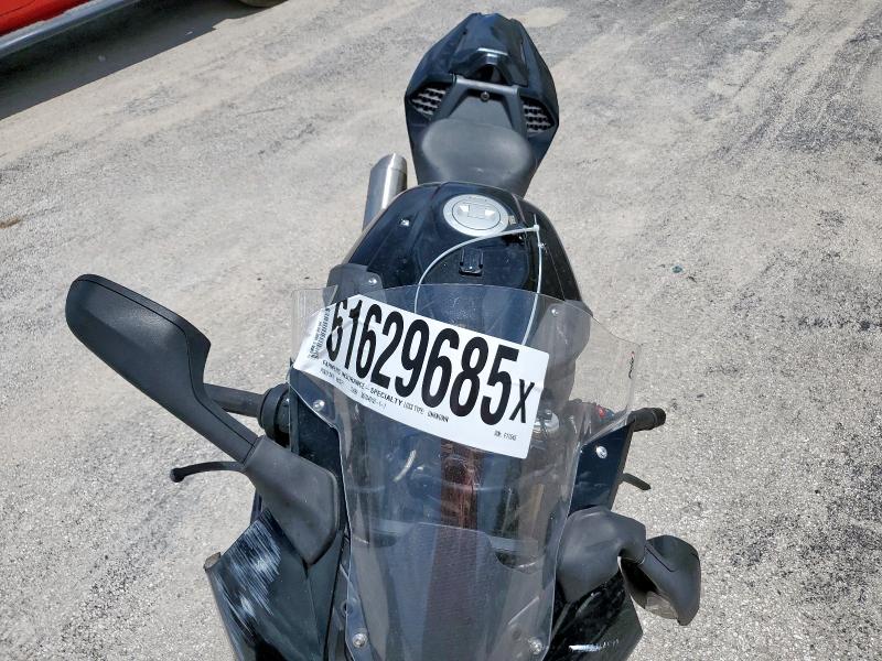 2022 BMW S 1000 RR WB10E230XN6F17545