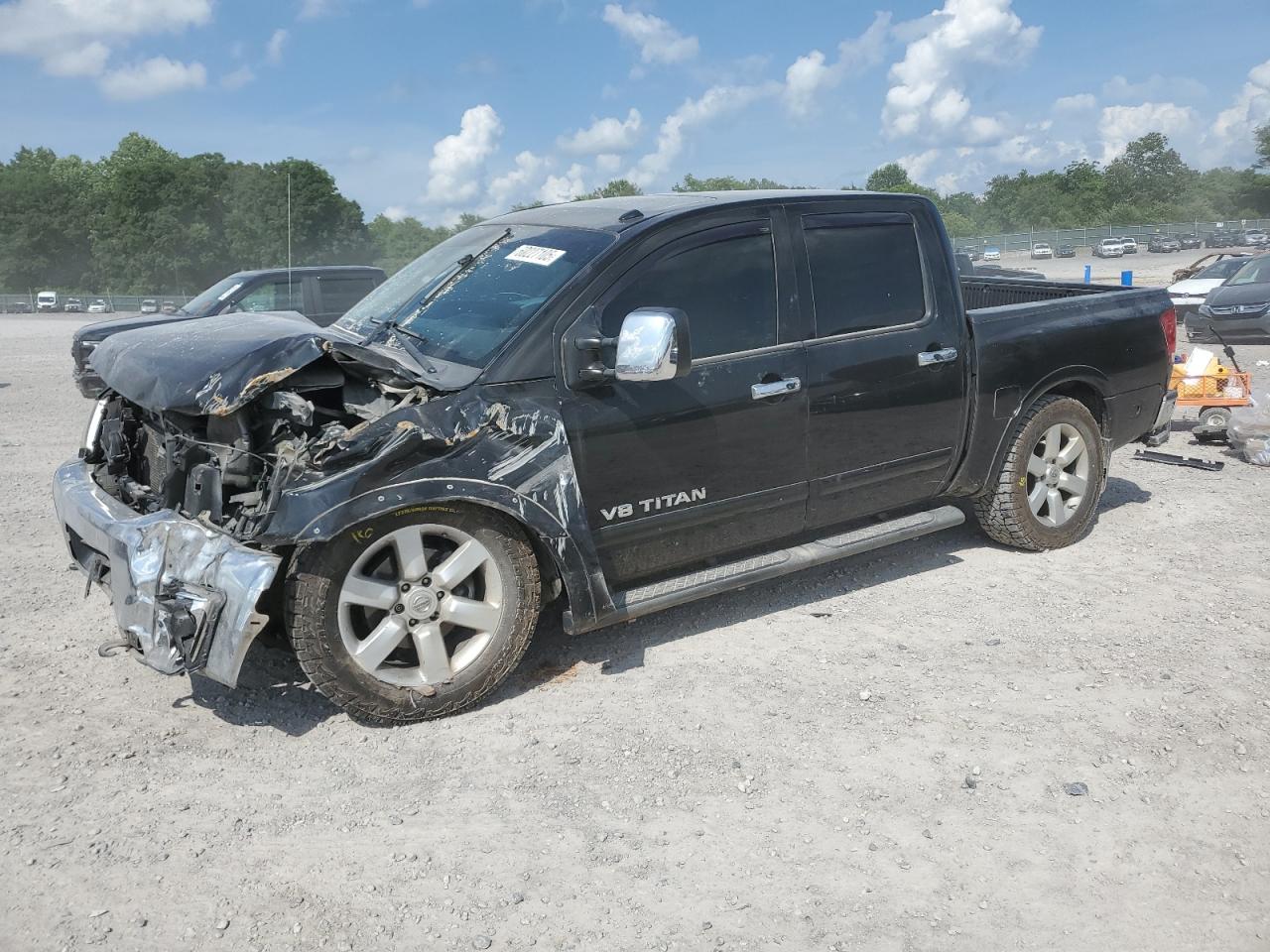 NISSAN TITAN S