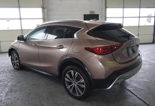 2017 INFINITI QX30 BASE SJKCH5CR6HA023217