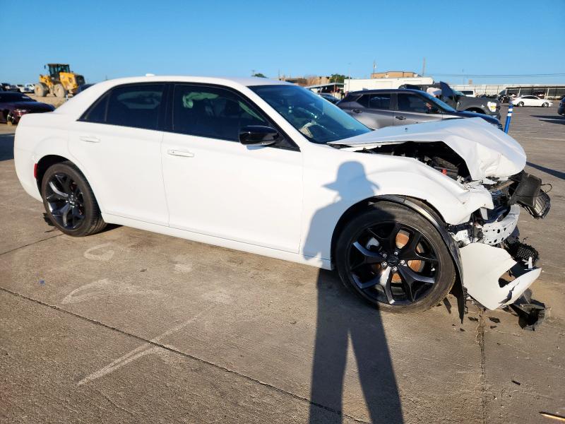 Vin: 2c3ccaag8ph677202, lot: 59555825, chrysler 300 touring 20234